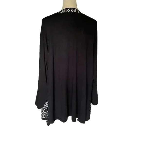 Catherines Soft Drape Jacquard Asymmetrical Knit Cardigan Sweater Women Size 2X - Picture 4 of 6